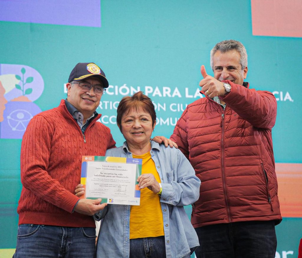 Presidente propone que La Salle se convierta en colegio-universidad