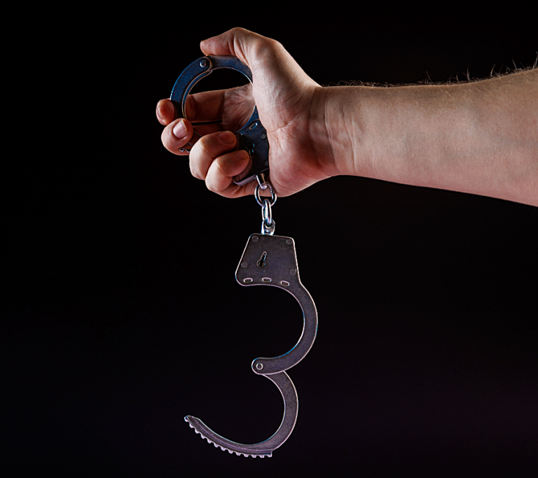 Condenado a más de 19 años de prisión hombre que abusó sexualmente a su hijastra