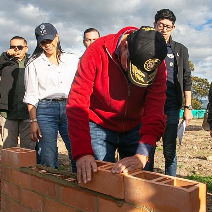 Con Facultad de IA Petro siembra el futuro en Zipaquirá