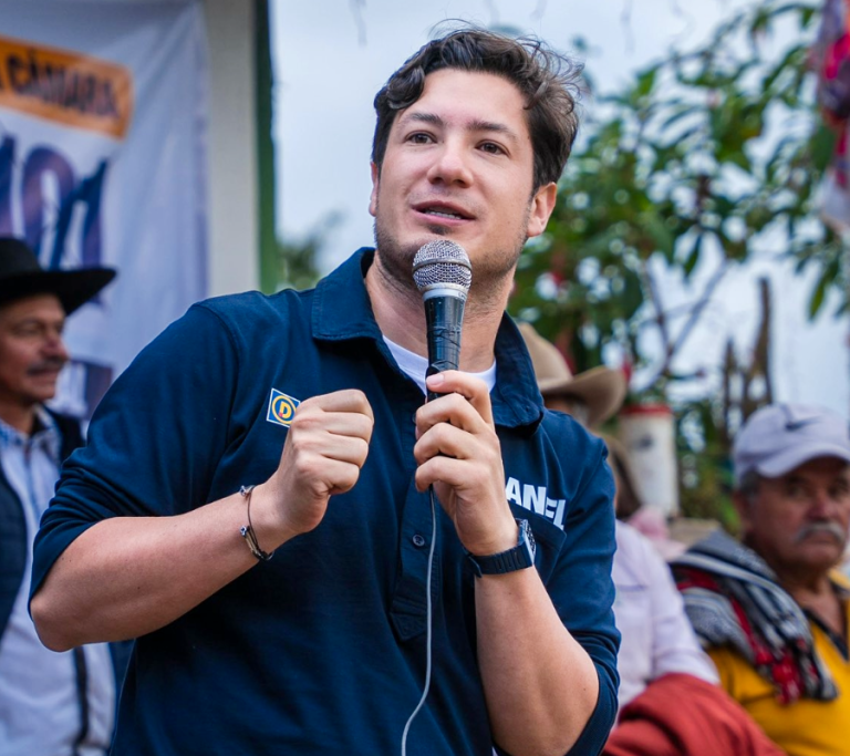 “Sin vías rurales no hay campo que resista”