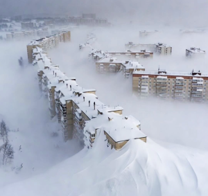 Nevadas históricas paralizan a la región de Kamchatka en Rusia
