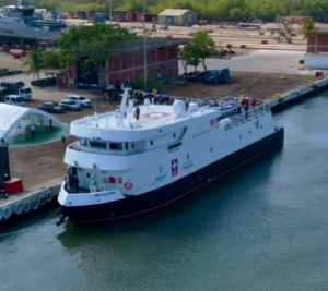 Buque hospital prestará servicios de salud en el Litoral Pacífico