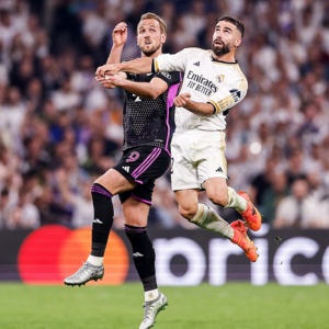 Lucho Díaz en el clásico de Bayern frente a Real Madrid por Champions