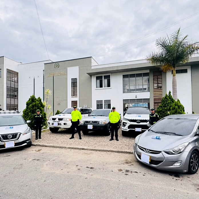 Policía recuperó cinco vehículos hurtados de un parqueadero en Cundinamarca